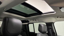 2023 (72) LAND ROVER DEFENDER 3.0 D250 HSE 110 5dr Auto 5003236