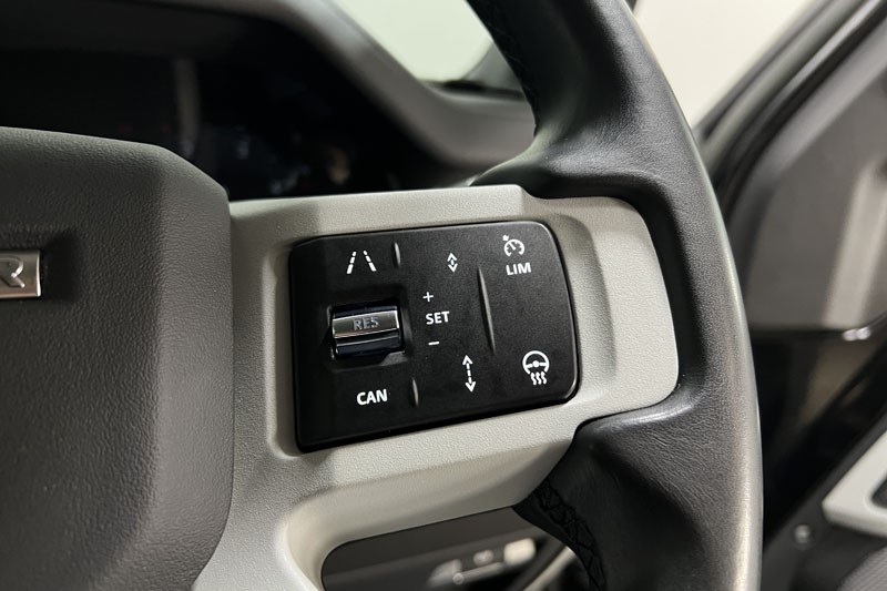 2023 (72) LAND ROVER DEFENDER 3.0 D250 HSE 110 5dr Auto 5003237