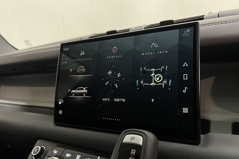 2023 (72) LAND ROVER DEFENDER 3.0 D250 HSE 110 5dr Auto 5003245