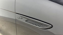 2021 (21) JAGUAR F-PACE 2.0 D200 R-Dynamic HSE 5dr Auto AWD 5082386