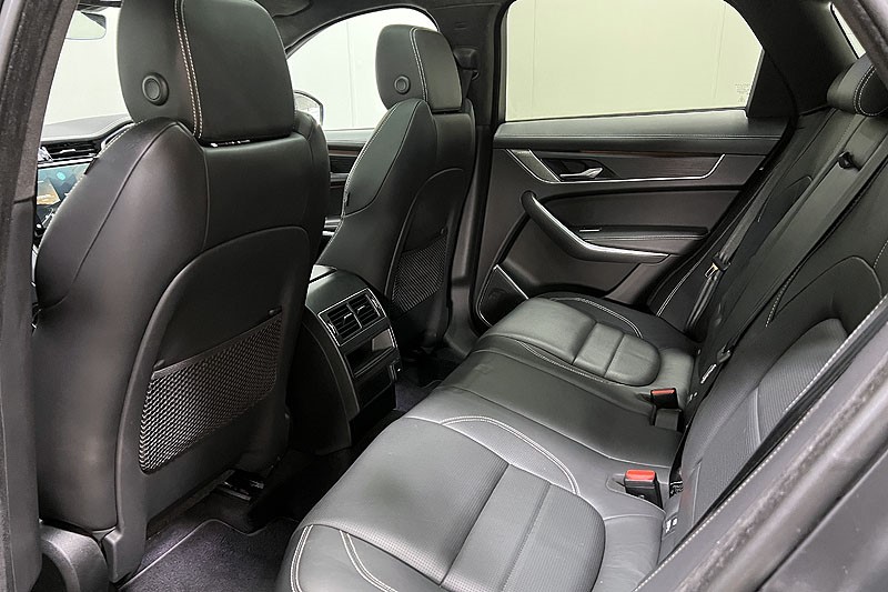 2021 (21) JAGUAR F-PACE 2.0 D200 R-Dynamic HSE 5dr Auto AWD 5082376