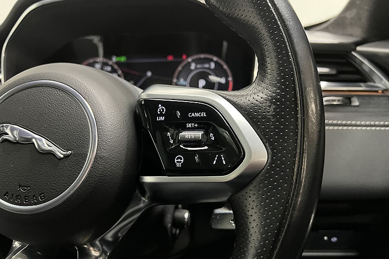 2021 (21) JAGUAR F-PACE 2.0 D200 R-Dynamic HSE 5dr Auto AWD 5082363