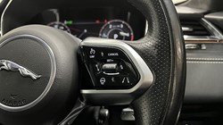 2021 (21) JAGUAR F-PACE 2.0 D200 R-Dynamic HSE 5dr Auto AWD 5082363