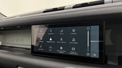 2023 (23) LAND ROVER DEFENDER 3.0 D250 X-Dynamic SE 90 3dr Auto 4994115