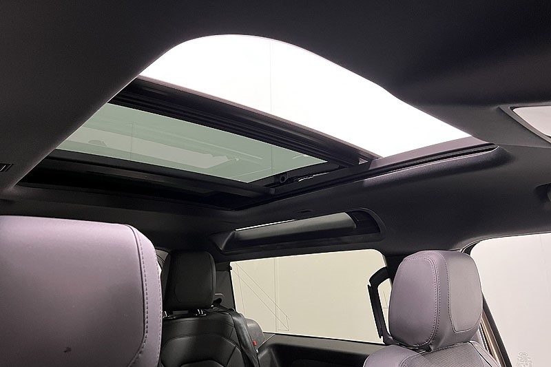 2023 (23) LAND ROVER DEFENDER 3.0 D250 X-Dynamic SE 90 3dr Auto 4994104