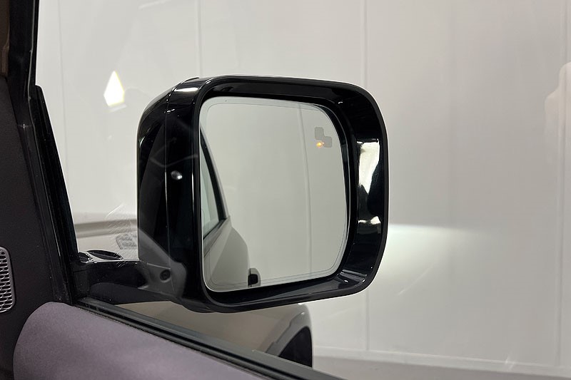 2023 (23) LAND ROVER DEFENDER 3.0 D250 X-Dynamic SE 90 3dr Auto 4994099