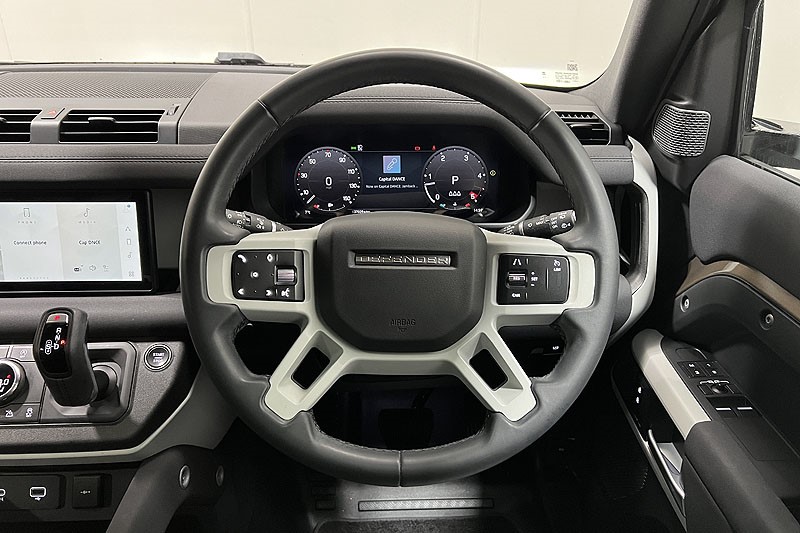 2023 (23) LAND ROVER DEFENDER 3.0 D250 X-Dynamic SE 90 3dr Auto 4994094