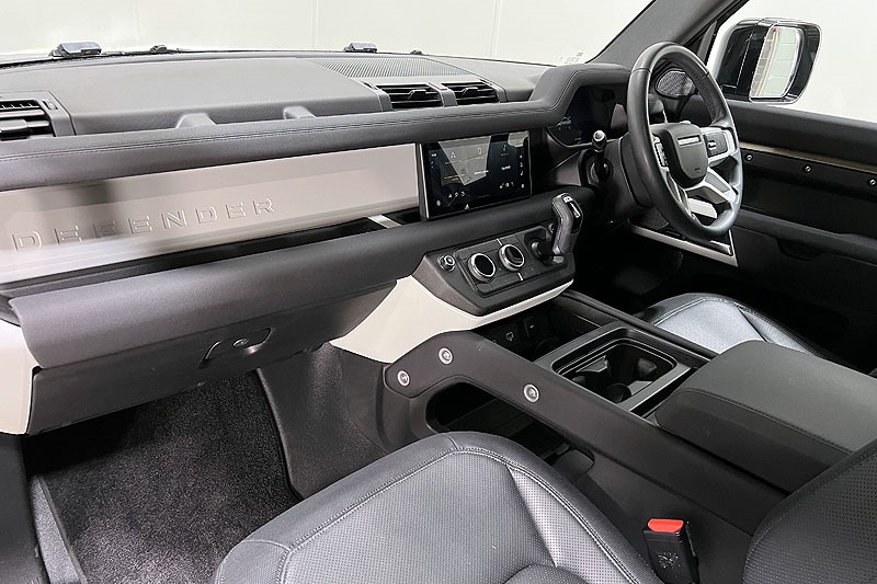 2023 (23) LAND ROVER DEFENDER 3.0 D250 X-Dynamic SE 90 3dr Auto 4994118