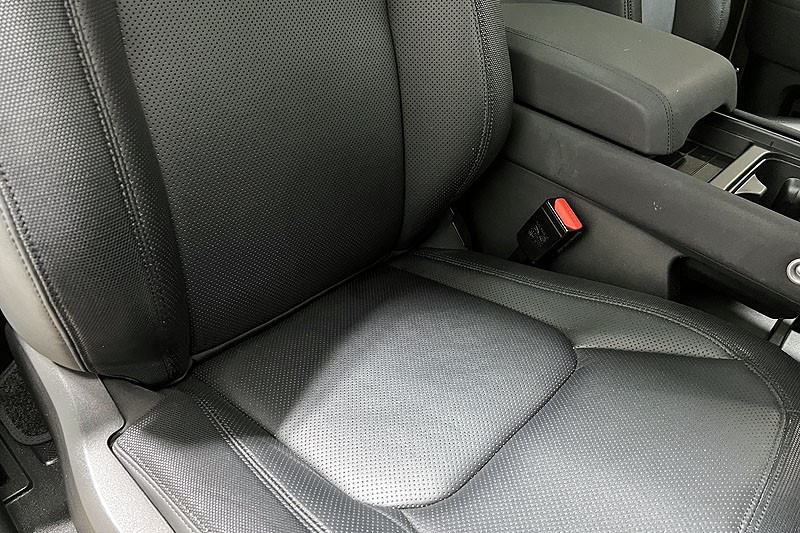 2023 (23) LAND ROVER DEFENDER 3.0 D250 X-Dynamic SE 90 3dr Auto 4994101