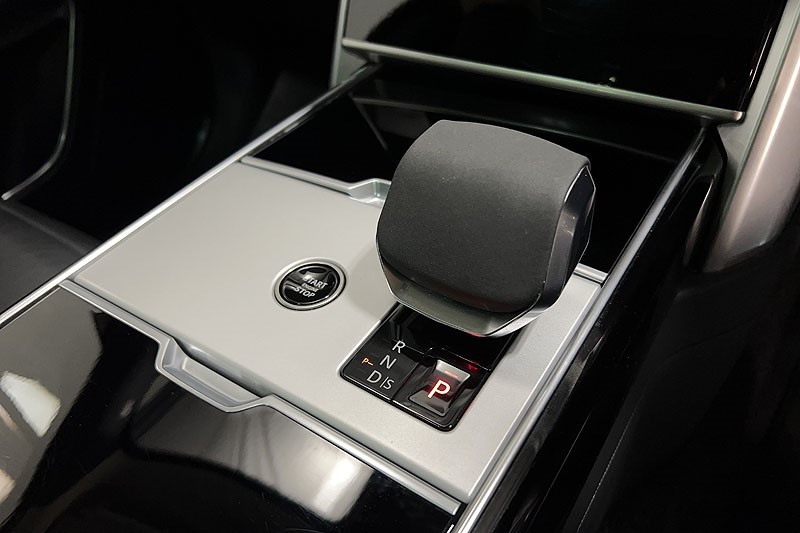 2024 (73) LAND ROVER RANGE ROVER 3.0 D300 HSE 4dr Auto 5081090