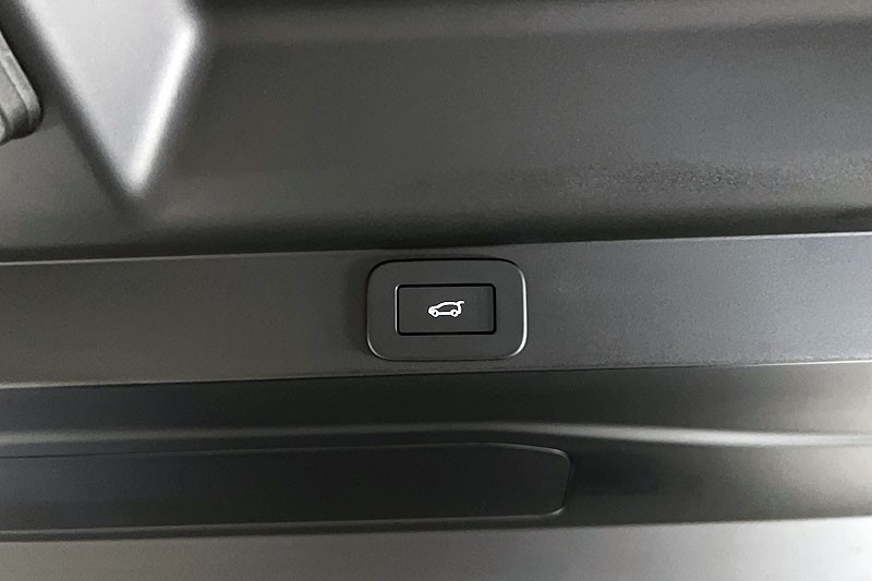 2024 (73) LAND ROVER RANGE ROVER 3.0 D300 HSE 4dr Auto 5081110