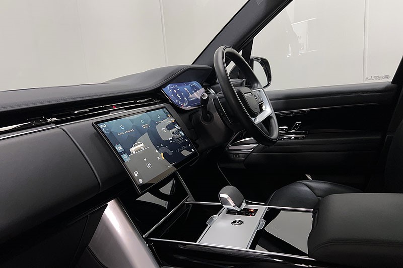 2024 (73) LAND ROVER RANGE ROVER 3.0 D300 HSE 4dr Auto 5081101