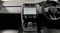 2022 (22) JAGUAR E-PACE 2.0 D200 R-Dynamic HSE 5dr Auto 5001610