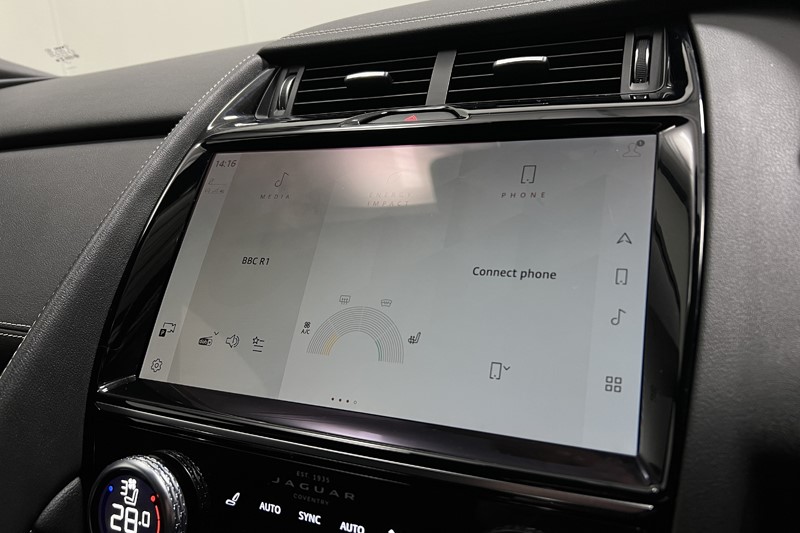 2022 (22) JAGUAR E-PACE 2.0 D200 R-Dynamic HSE 5dr Auto 5001628