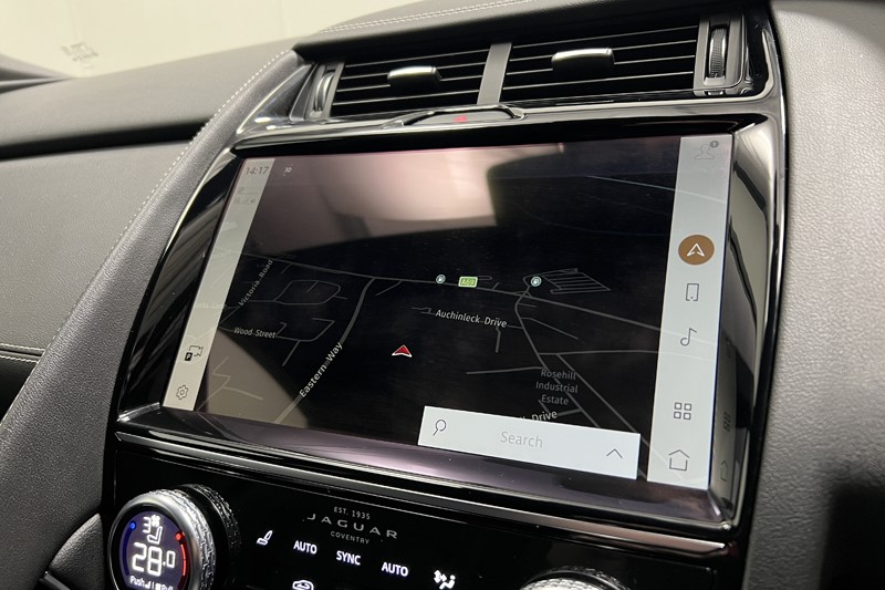 2022 (22) JAGUAR E-PACE 2.0 D200 R-Dynamic HSE 5dr Auto 5001631