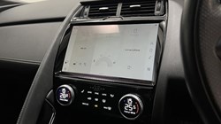 2022 (22) JAGUAR E-PACE 2.0 D200 R-Dynamic HSE 5dr Auto 5001625