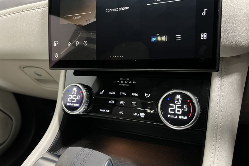 2021 (21) JAGUAR F-PACE 2.0 D200 R-Dynamic SE 5dr Auto AWD 5061836