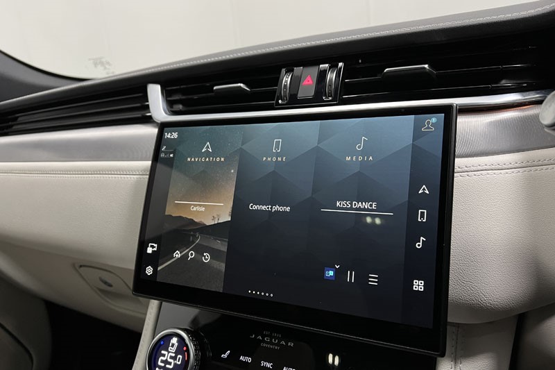 2021 (21) JAGUAR F-PACE 2.0 D200 R-Dynamic SE 5dr Auto AWD 5061839