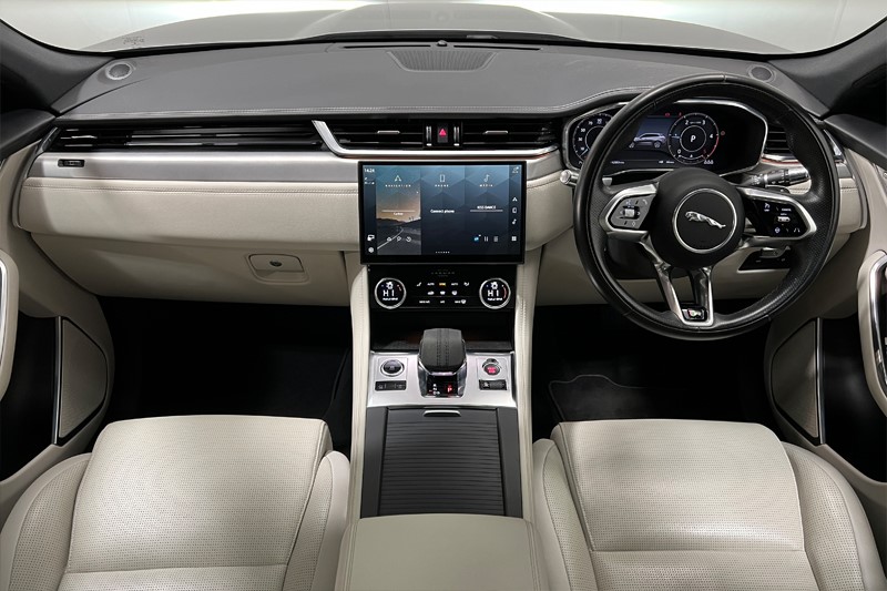 2021 (21) JAGUAR F-PACE 2.0 D200 R-Dynamic SE 5dr Auto AWD 5061821