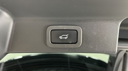 2021 (21) JAGUAR F-PACE 2.0 D200 R-Dynamic SE 5dr Auto AWD 5061850