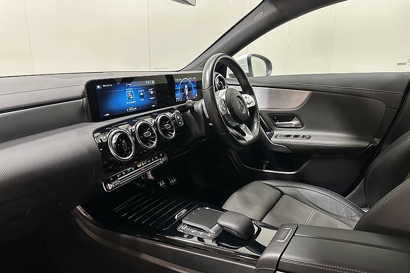 2022 (22) MERCEDES-BENZ CLA 220d AMG Line 5dr Tip Auto 5005742