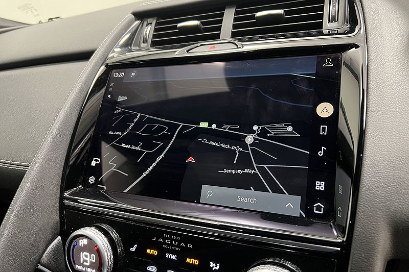 2024 (24) JAGUAR E-PACE 1.5 P300e R-Dynamic SE Black 5dr Auto 5016064