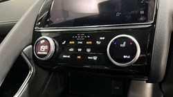 2024 (24) JAGUAR E-PACE 1.5 P300e R-Dynamic SE Black 5dr Auto 5016060