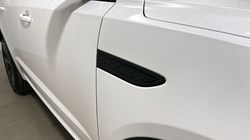 2024 (24) JAGUAR E-PACE 1.5 P300e R-Dynamic SE Black 5dr Auto 5016083