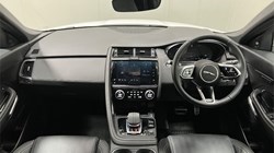 2024 (24) JAGUAR E-PACE 1.5 P300e R-Dynamic SE Black 5dr Auto 5016042