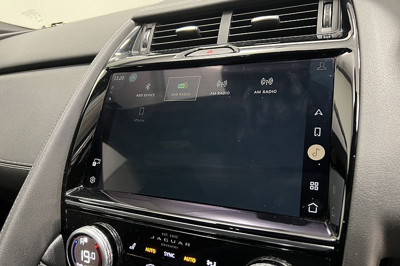 2024 (24) JAGUAR E-PACE 1.5 P300e R-Dynamic SE Black 5dr Auto 5016065