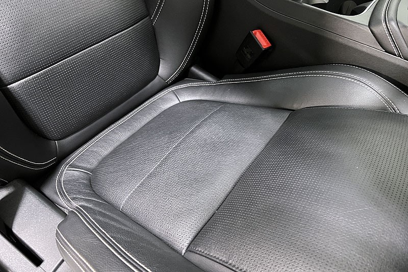 2024 (24) JAGUAR E-PACE 1.5 P300e R-Dynamic SE Black 5dr Auto 5016052