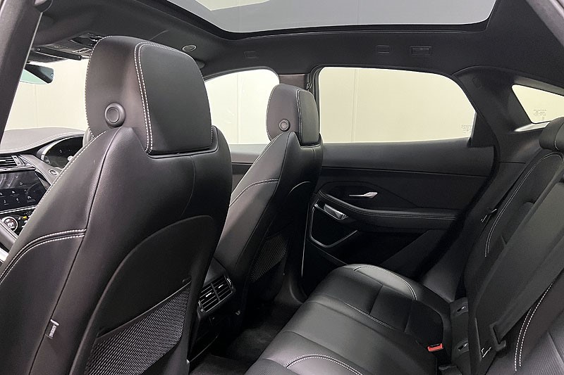 2024 (24) JAGUAR E-PACE 1.5 P300e R-Dynamic SE Black 5dr Auto 5016071