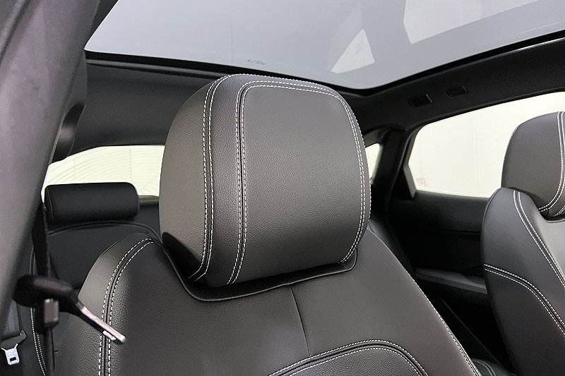 2024 (24) JAGUAR E-PACE 1.5 P300e R-Dynamic SE Black 5dr Auto 5016054