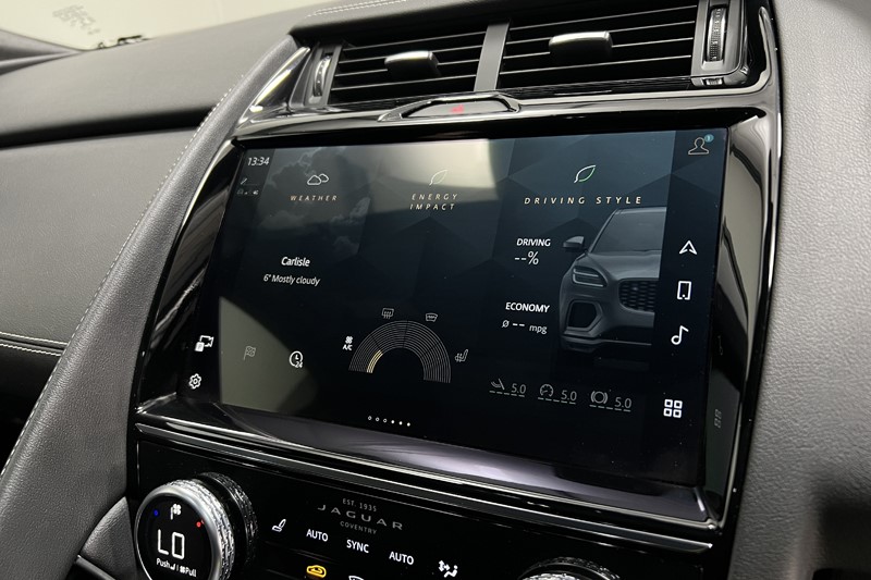 2021 (71) JAGUAR E-PACE 2.0 P200 R-Dynamic Black 5dr Auto 5001572