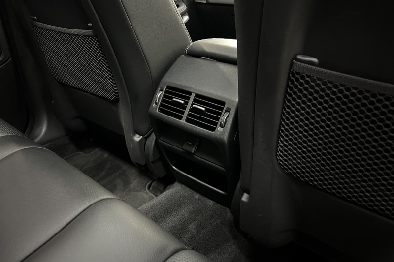 2021 (71) JAGUAR E-PACE 2.0 P200 R-Dynamic Black 5dr Auto 5001556