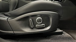 2021 (71) JAGUAR E-PACE 2.0 P200 R-Dynamic Black 5dr Auto 5001561