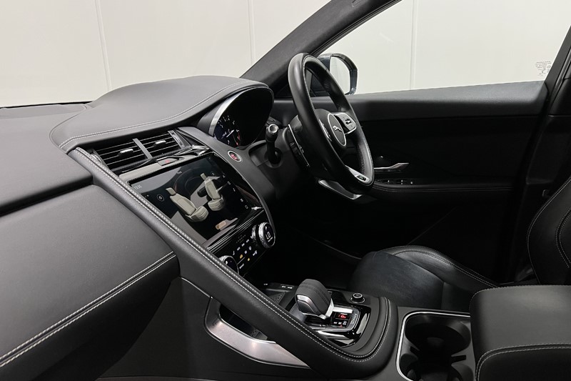 2021 (71) JAGUAR E-PACE 2.0 P200 R-Dynamic Black 5dr Auto 5001580