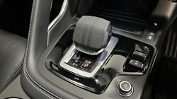 2021 (71) JAGUAR E-PACE 2.0 P200 R-Dynamic Black 5dr Auto 5001568