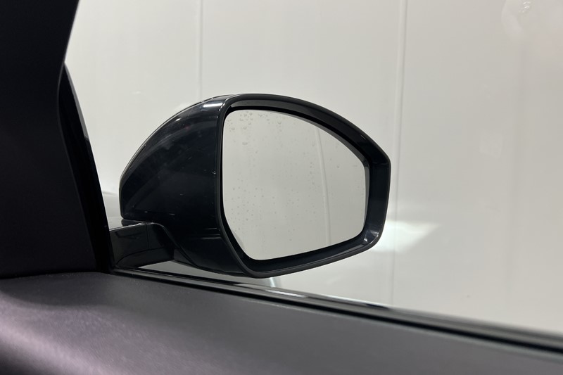 2021 (71) JAGUAR E-PACE 2.0 P200 R-Dynamic Black 5dr Auto 5001560