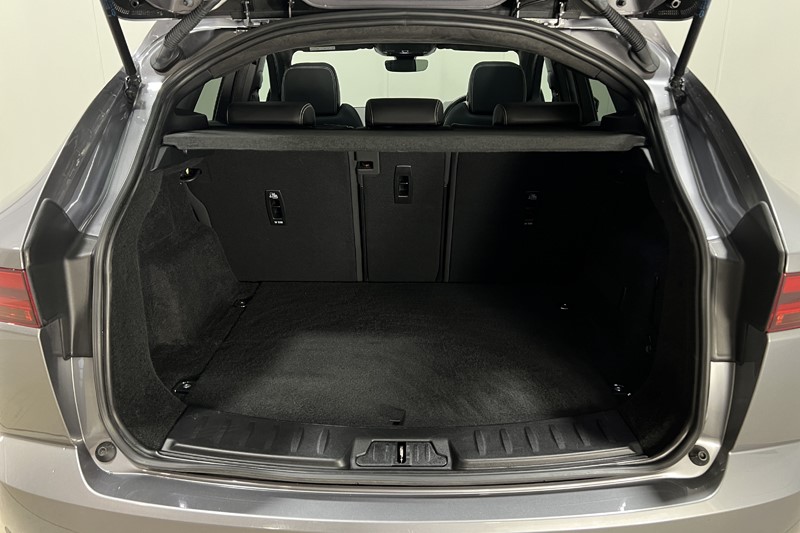 2021 (71) JAGUAR E-PACE 2.0 P200 R-Dynamic Black 5dr Auto 5001586