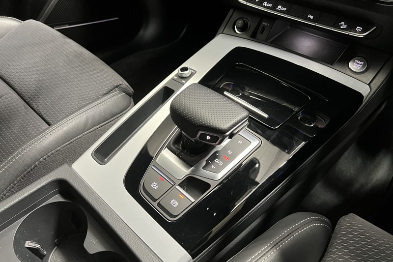 2023 (23) AUDI Q5 40 TDI Quattro S Line 5dr S Tronic 5013331