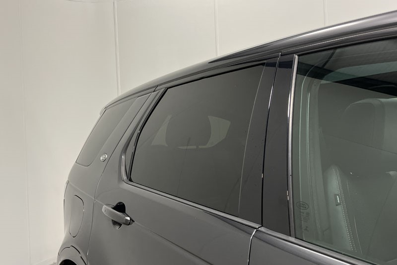 2022 (72) LAND ROVER DISCOVERY SPORT 1.5 P300e R-Dynamic HSE 5dr Auto [5 Seat] 5036298