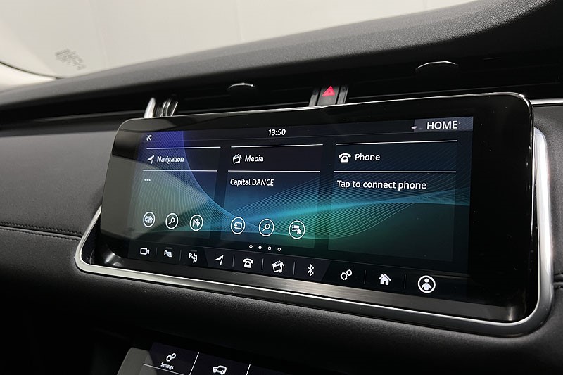 2020 (20) LAND ROVER RANGE ROVER EVOQUE 2.0 P200 SE 5dr Auto 5036559