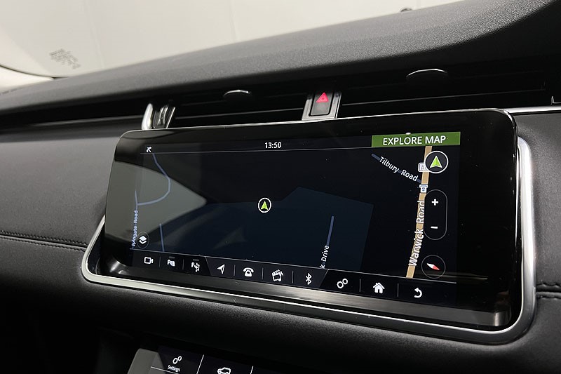 2020 (20) LAND ROVER RANGE ROVER EVOQUE 2.0 P200 SE 5dr Auto 5036556