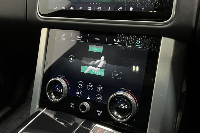 2021 (71) LAND ROVER RANGE ROVER 3.0 D300 Westminster Black 4dr Auto 5050727