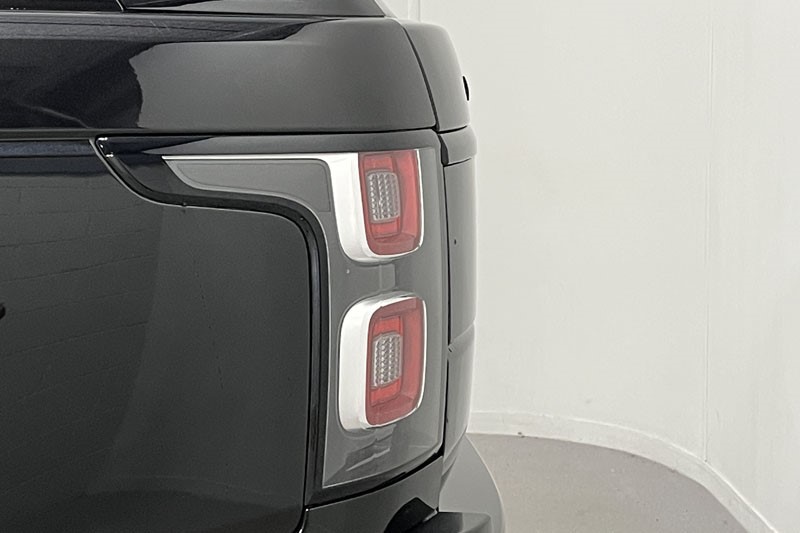 2021 (71) LAND ROVER RANGE ROVER 3.0 D300 Westminster Black 4dr Auto 5050747