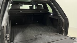 2021 (71) LAND ROVER RANGE ROVER 3.0 D300 Westminster Black 4dr Auto 5050743