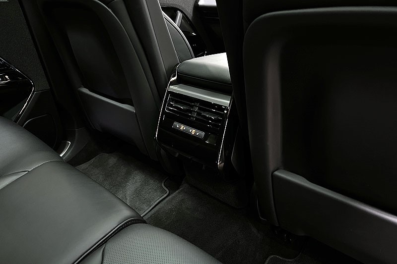 2023 (23) LAND ROVER RANGE ROVER SPORT 3.0 D300 SE 5dr Auto 5029365