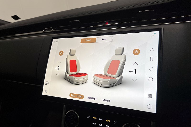 2023 (23) LAND ROVER RANGE ROVER 3.0 D300 SE 4dr Auto 5036339