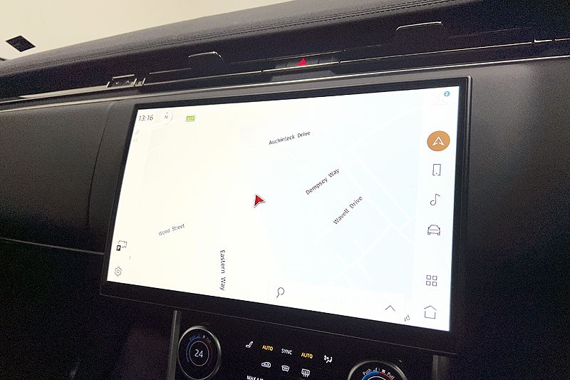 2023 (23) LAND ROVER RANGE ROVER 3.0 D300 SE 4dr Auto 5036332